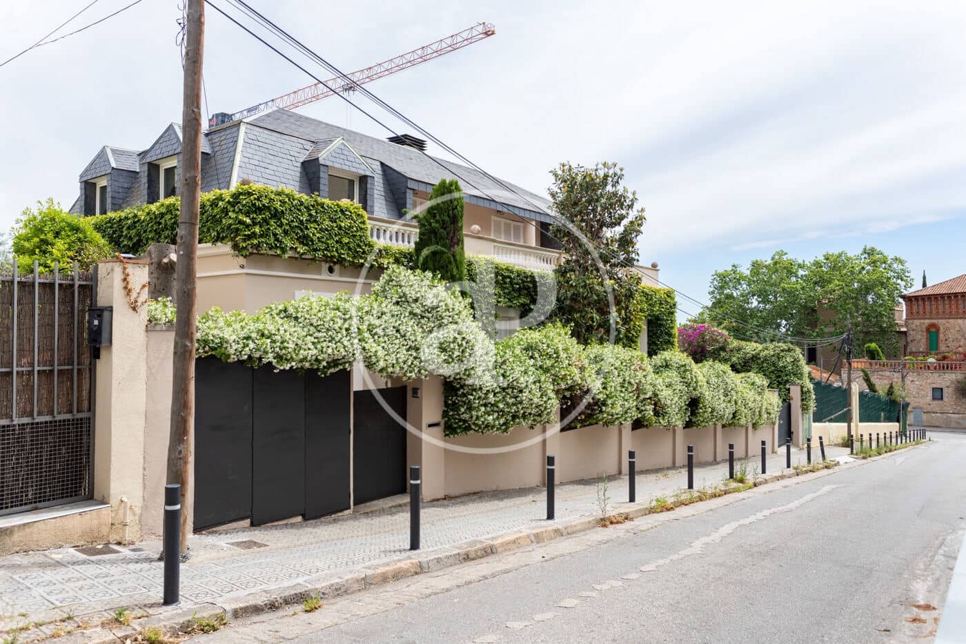 6 bedroom Villa for rent in Barcelona city with garage - € 11,500 (Ref: 9865179)