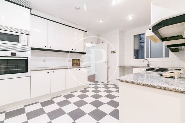 4 bedroom Apartment for rent in Sant Gervasi - Galvany, Barcelona city with garage - € 3,950 (Ref: 9866996)