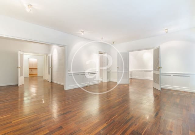 4 bedroom Apartment for rent in Sant Gervasi - Galvany, Barcelona city with garage - € 3,950 (Ref: 9866996)