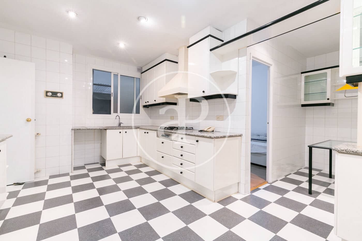 4 bedroom Apartment for rent in Barcelona city with garage - € 3,950 (Ref: 9866996)