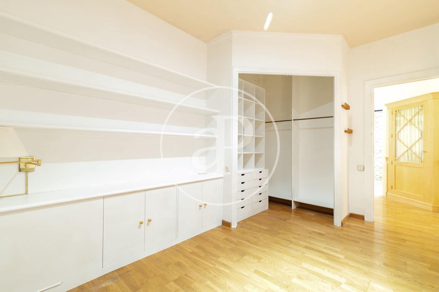 4 bedroom Apartment for rent in Barcelona city with garage - € 3,950 (Ref: 9866996)