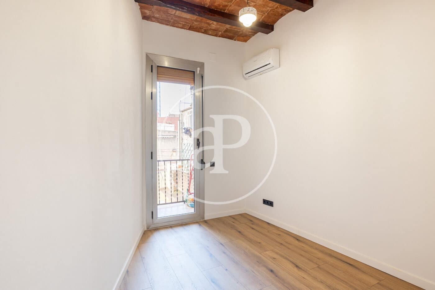 3 soveværelse Lejlighed til salg i Barcelona by - € 690.000 (Ref: 9866997)