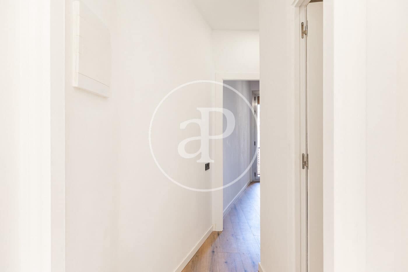3 soveværelse Lejlighed til salg i Barcelona by - € 690.000 (Ref: 9866997)
