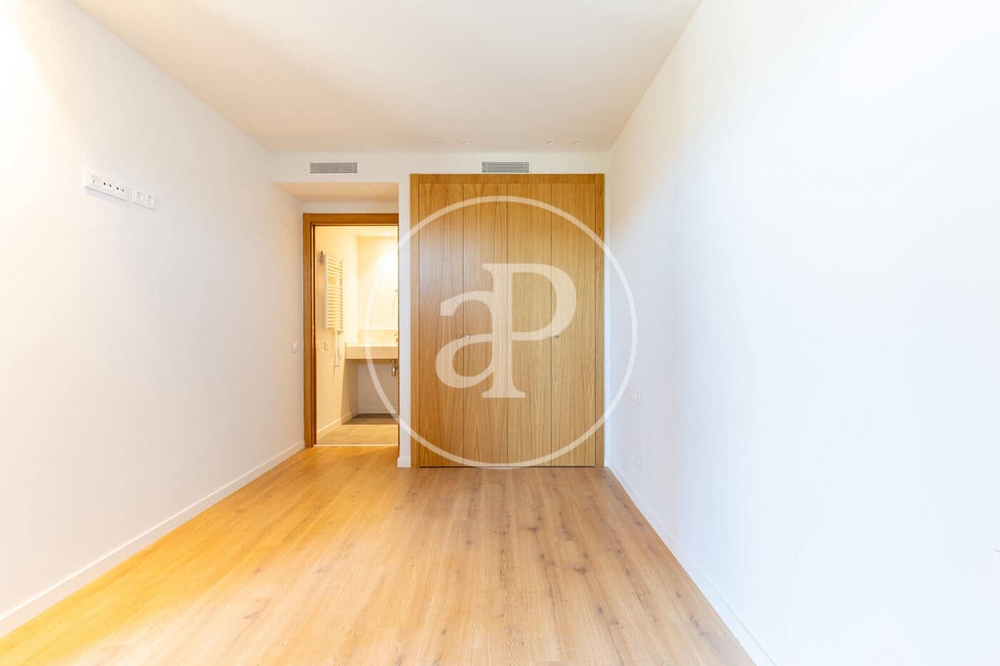 4 sovrum Lägenhet att hyra i Sant Cugat del Valles med garage - 3 100 € (Ref: 9868574)