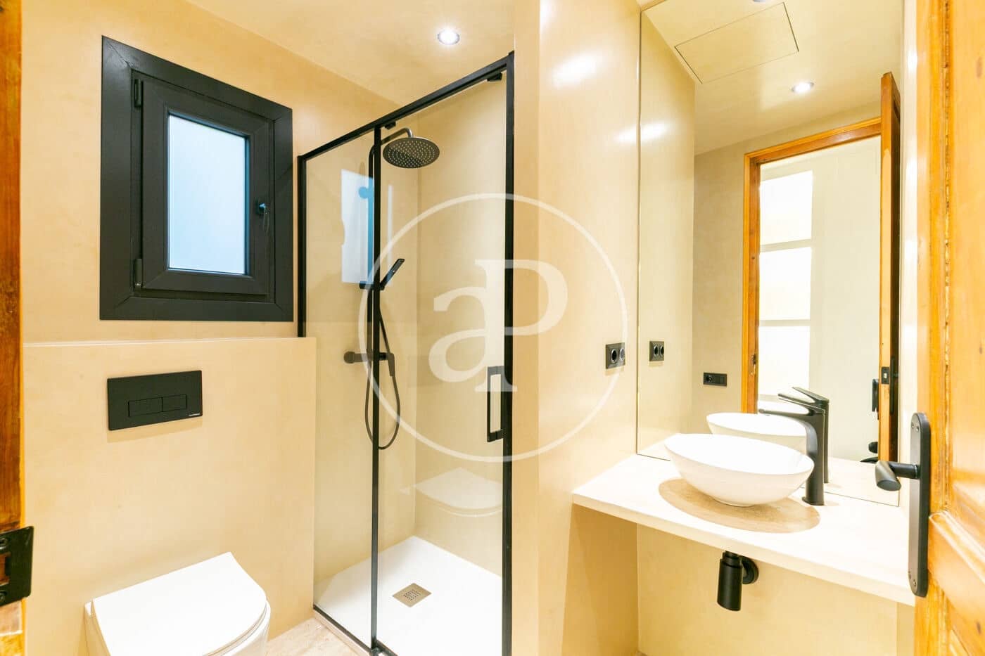 2 slaapkamer Appartement te koop in Barcelona stad - € 475.000 (Ref: 9868583)