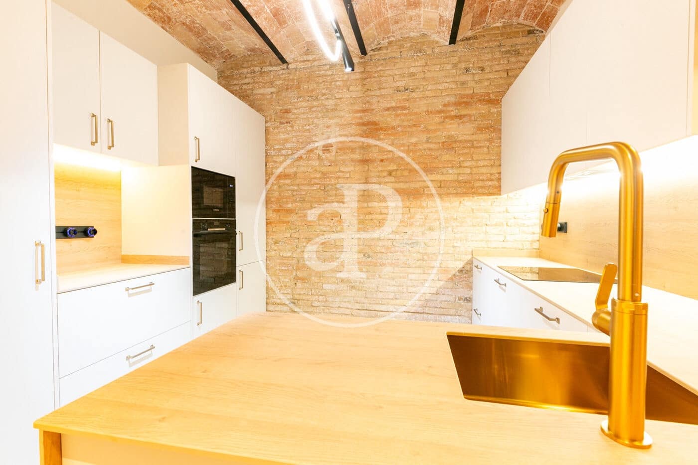 2 slaapkamer Appartement te koop in Barcelona stad - € 475.000 (Ref: 9868583)