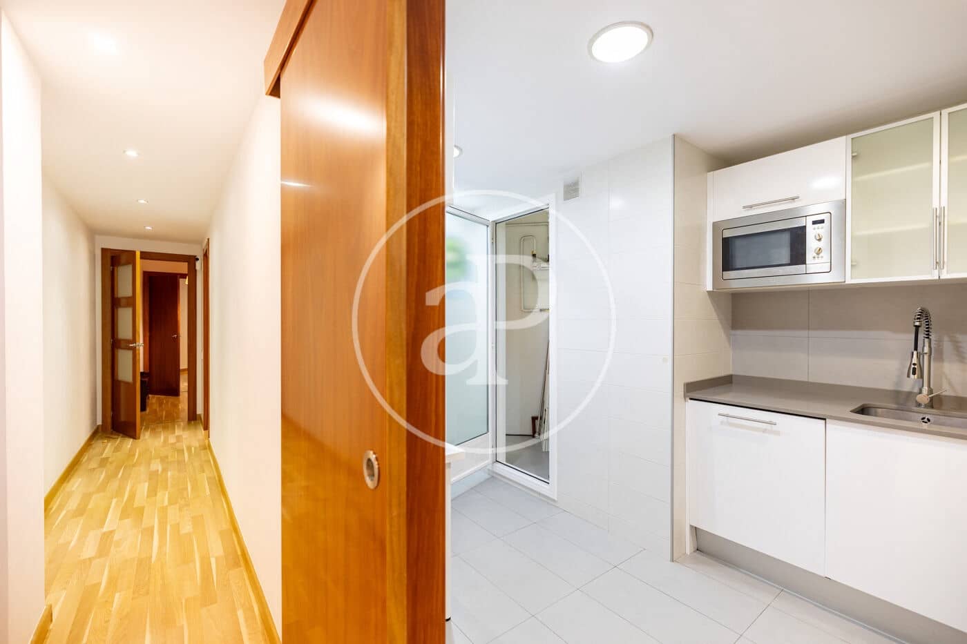 4 slaapkamer Appartement te koop in Barcelona stad - € 550.000 (Ref: 9868584)