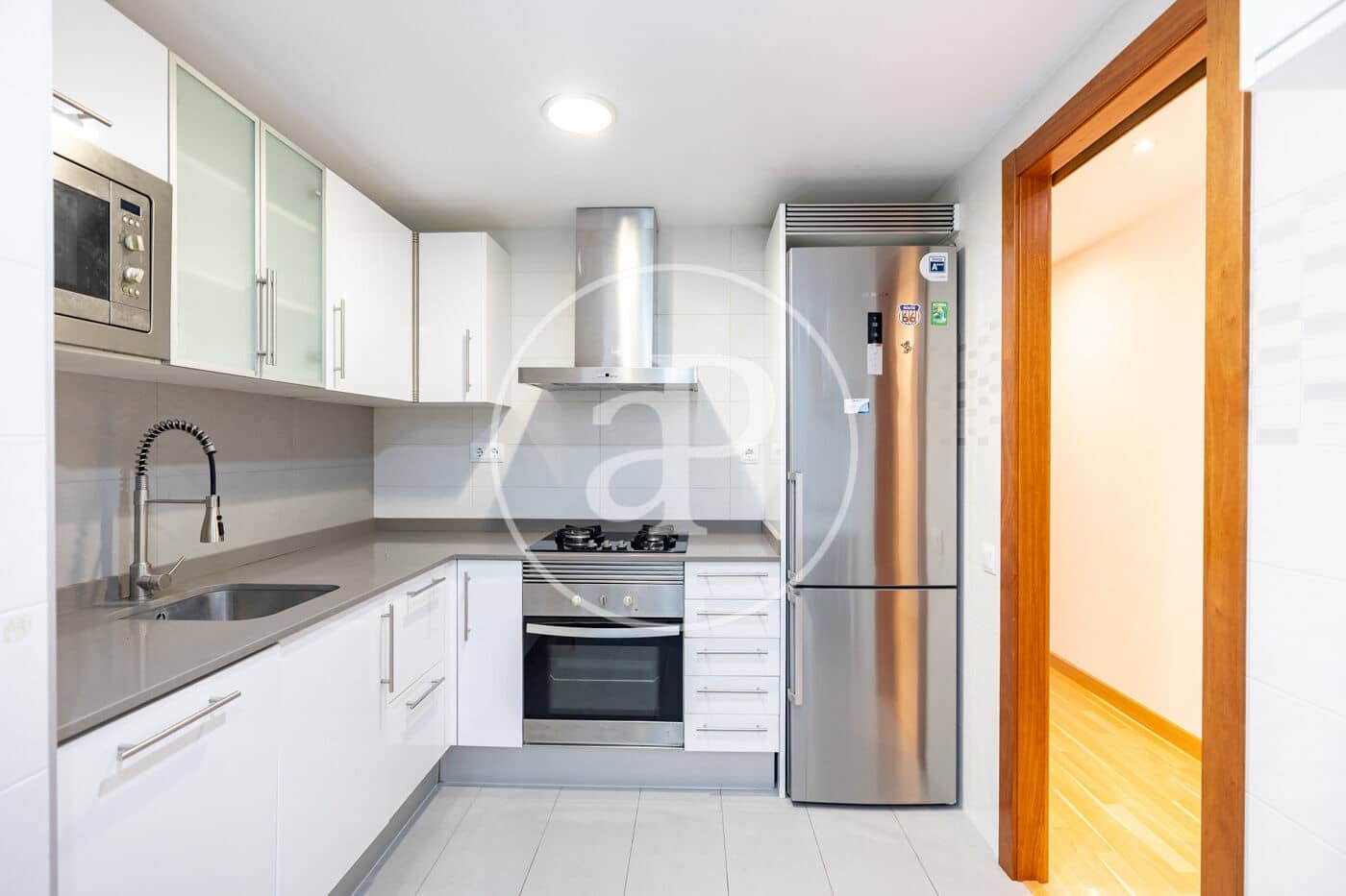 4 slaapkamer Appartement te koop in Barcelona stad - € 550.000 (Ref: 9868584)
