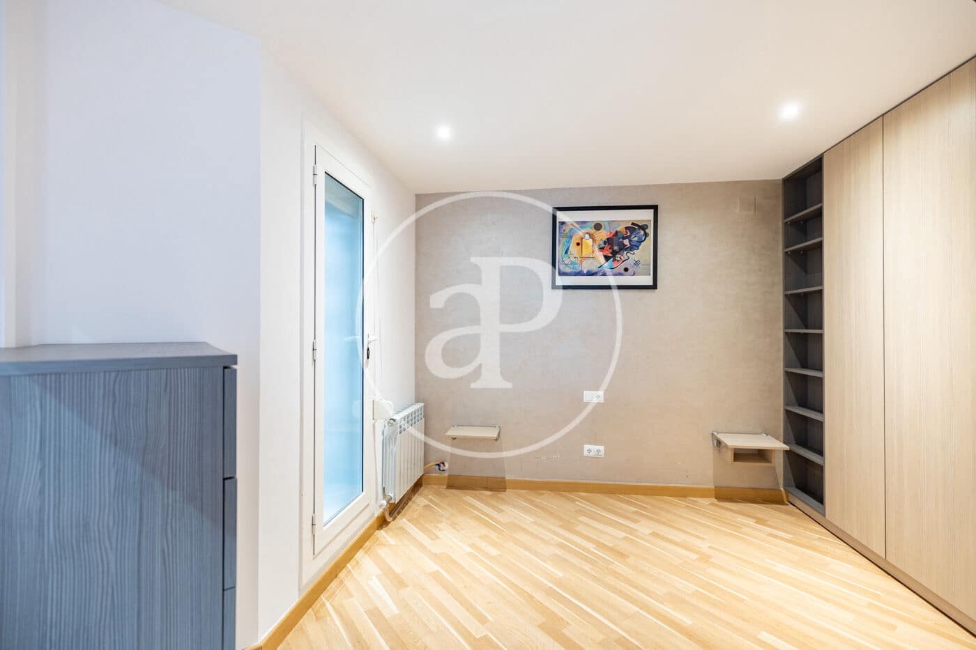 4 slaapkamer Appartement te koop in Barcelona stad - € 550.000 (Ref: 9868584)