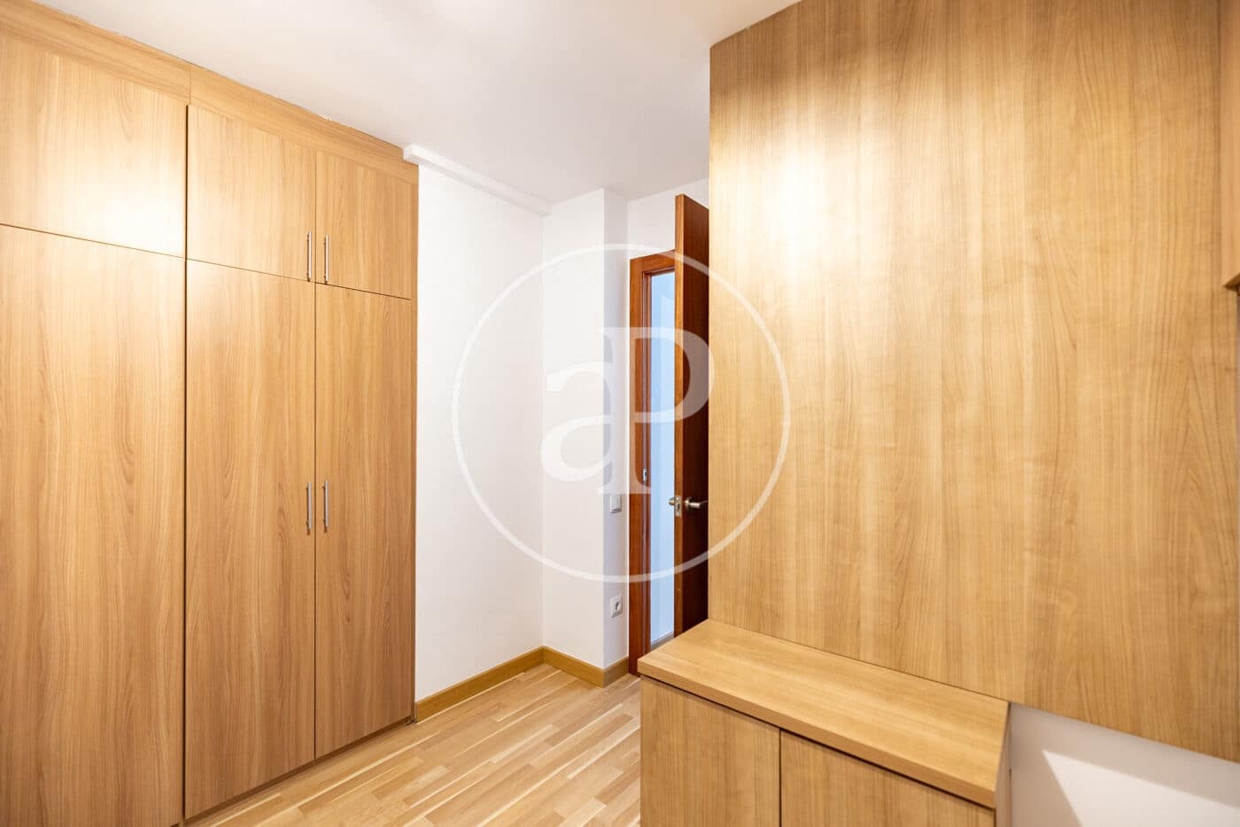 4 slaapkamer Appartement te koop in Barcelona stad - € 550.000 (Ref: 9868584)