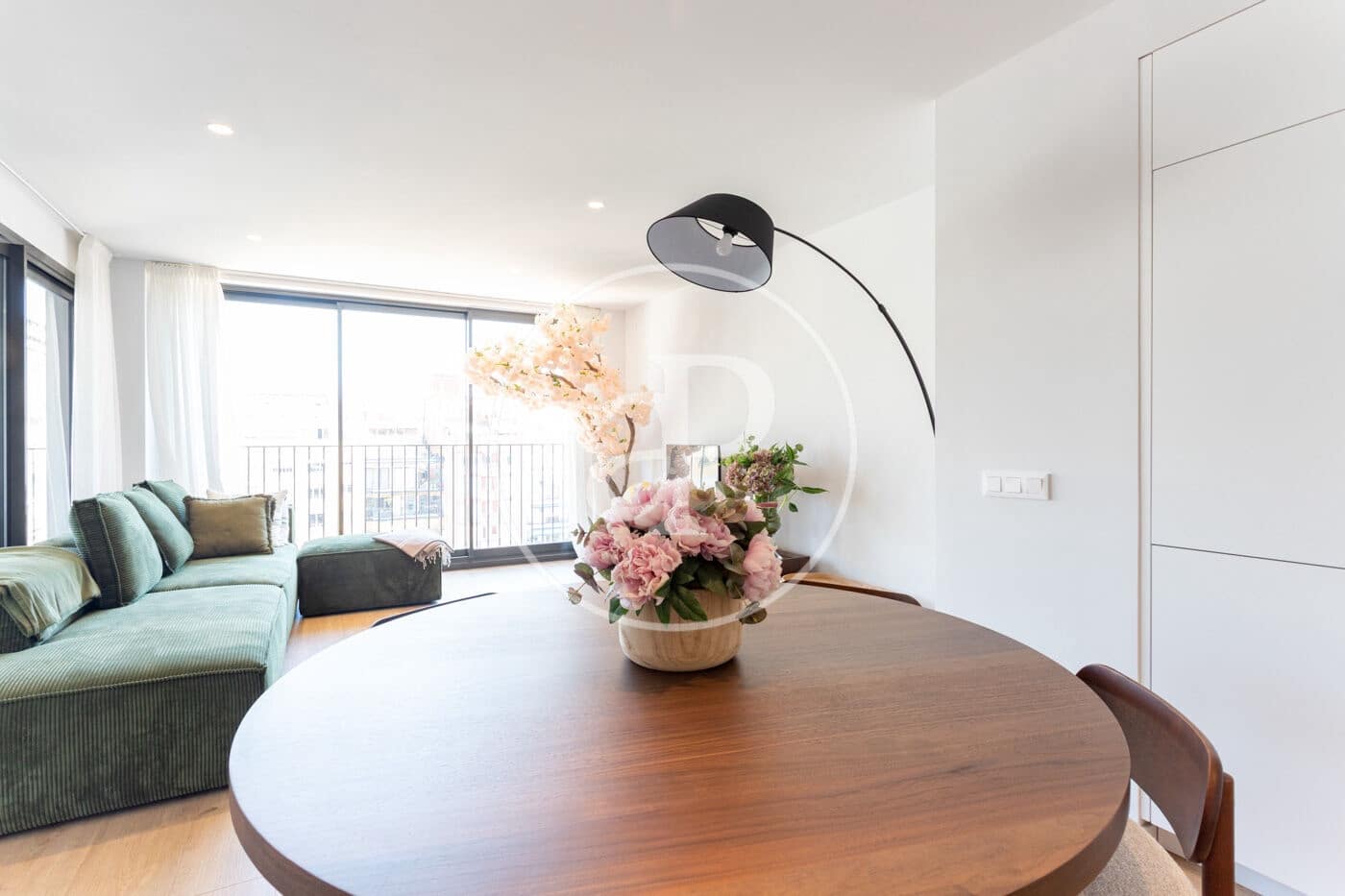 2 slaapkamer Penthouse te huur in Barcelona stad - € 4.500 (Ref: 9873497)