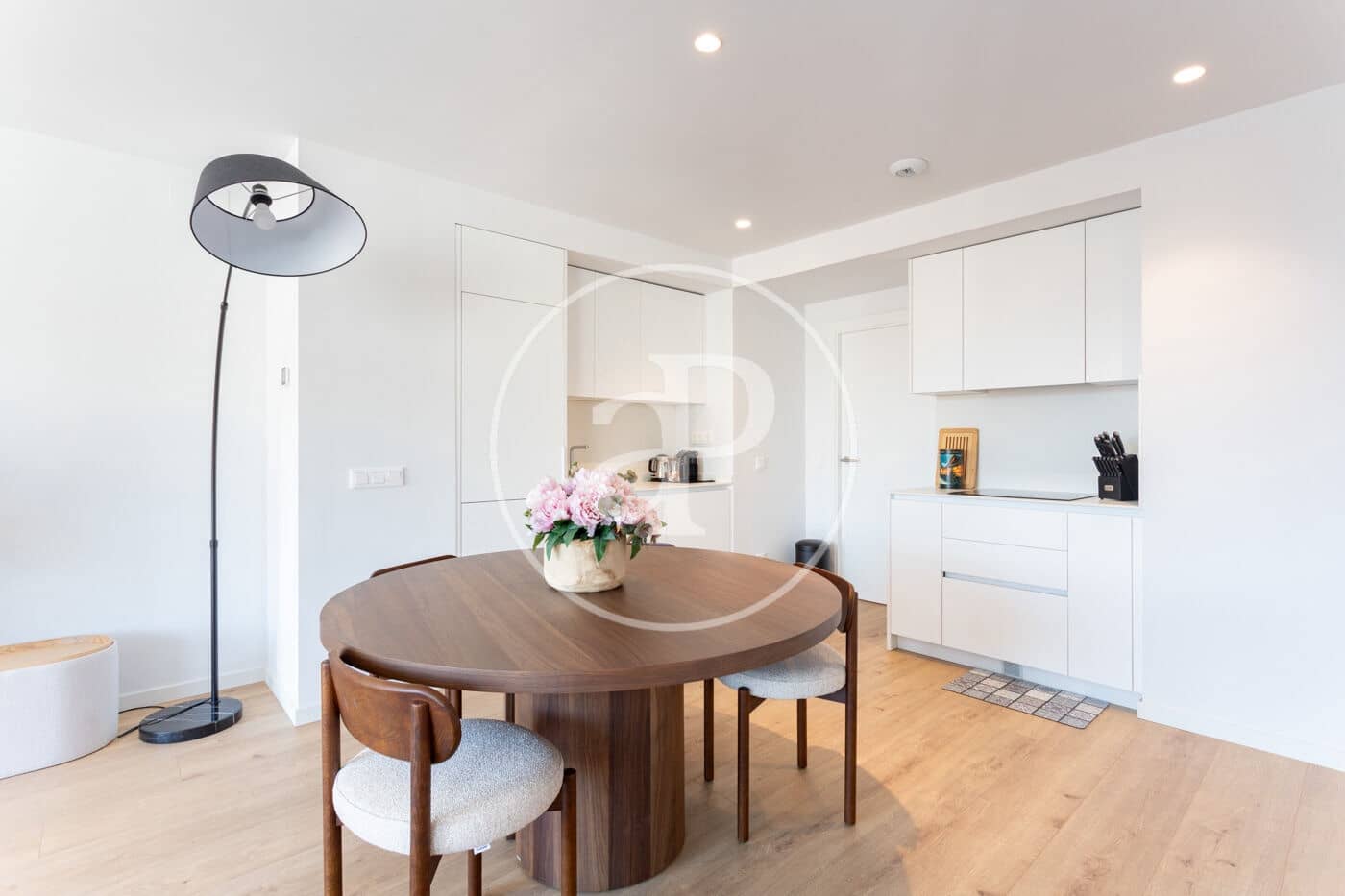 2 slaapkamer Penthouse te huur in Barcelona stad - € 4.500 (Ref: 9873497)