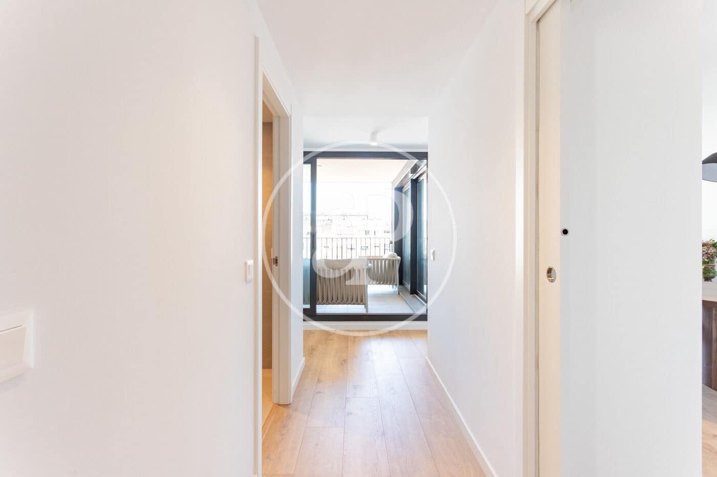 2 slaapkamer Penthouse te huur in Barcelona stad - € 4.500 (Ref: 9873497)