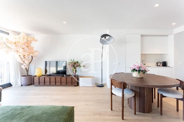 2 sypialnia Penthouse do wynajęcia w La Sagrada Família, Miasto Barcelona - 4 500 € (Ref: 9873497)