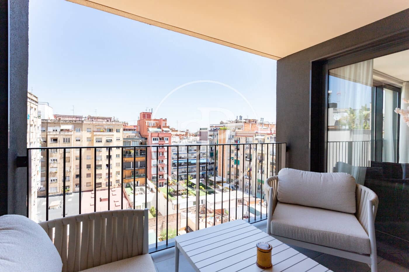 2 slaapkamer Penthouse te huur in Barcelona stad - € 4.500 (Ref: 9873497)
