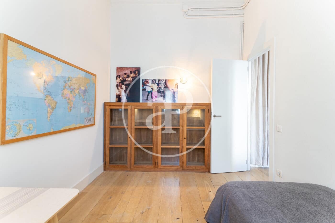 3 slaapkamer Appartement te huur in Barcelona stad - € 2.686 (Ref: 9873498)