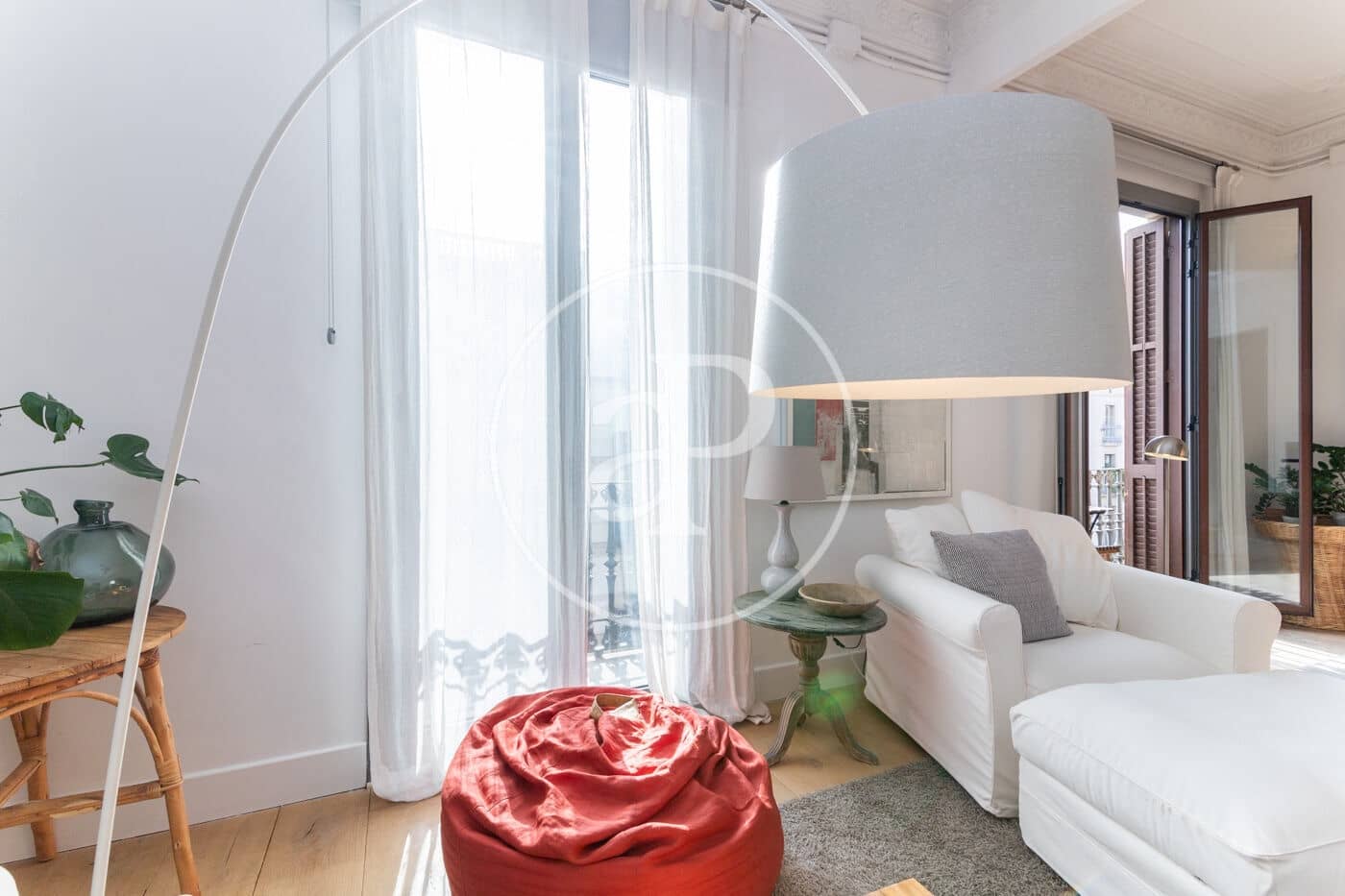 3 slaapkamer Appartement te huur in Barcelona stad - € 2.686 (Ref: 9873498)