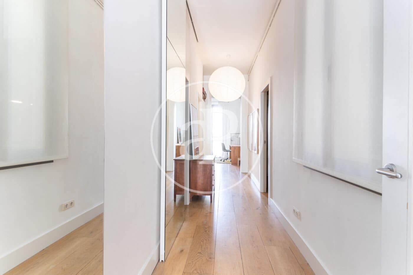 3 slaapkamer Appartement te huur in Barcelona stad - € 2.686 (Ref: 9873498)