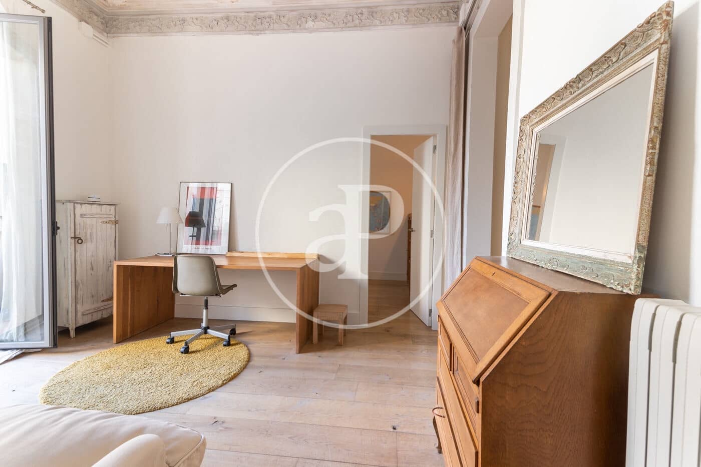 3 slaapkamer Appartement te huur in Barcelona stad - € 2.686 (Ref: 9873498)