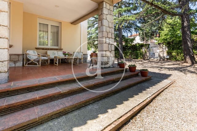 6 soveværelse Villa til salg i Matadepera med swimmingpool - € 890.000 (Ref: 9876409)