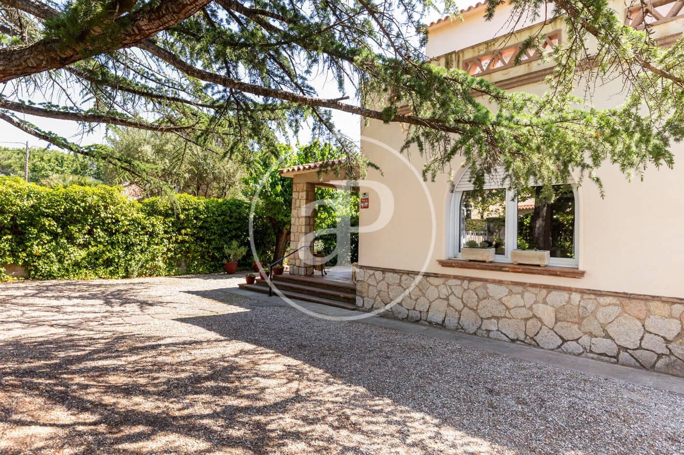 6 bedroom Villa for sale in Matadepera with pool - € 890,000 (Ref: 9876409)