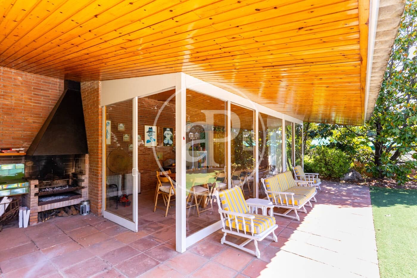 6 bedroom Villa for sale in Matadepera with pool - € 890,000 (Ref: 9876409)