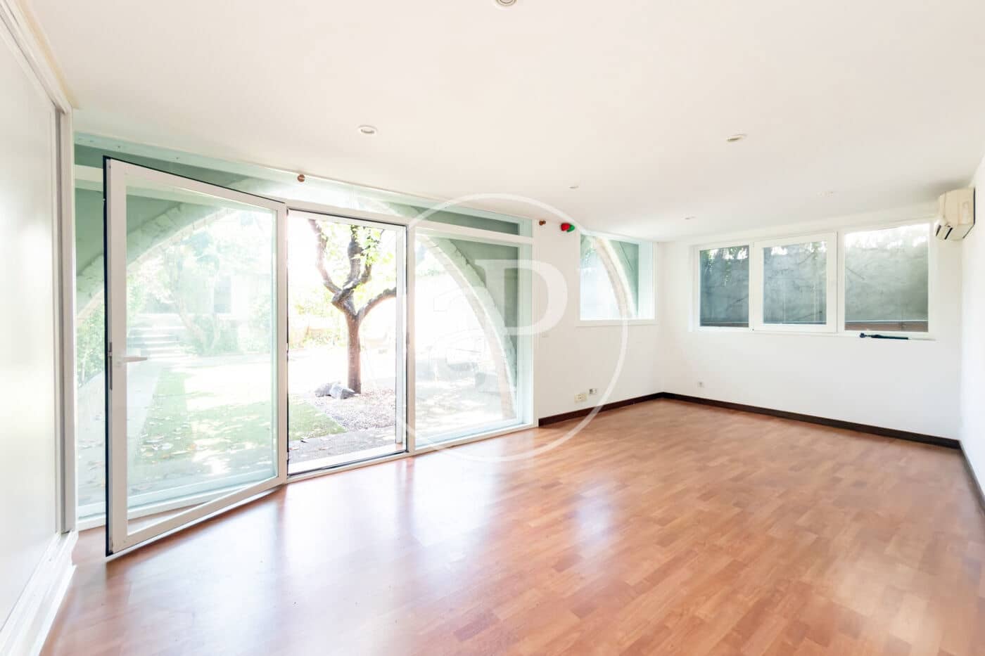 3 bedroom Villa for sale in Sabadell - € 790,000 (Ref: 9876410)