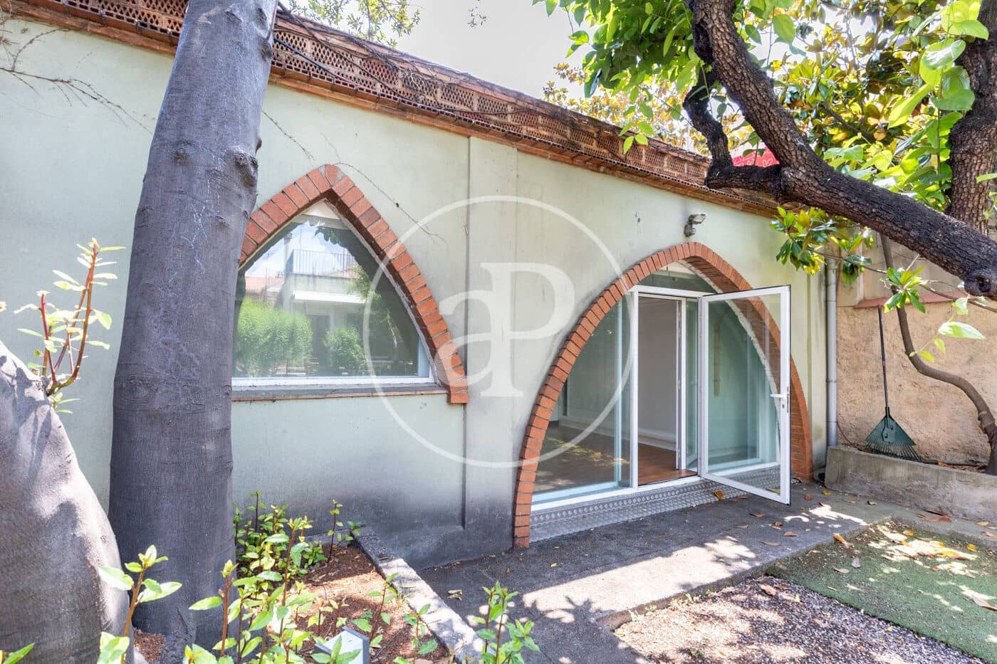 3 bedroom Villa for sale in Sabadell - € 790,000 (Ref: 9876410)