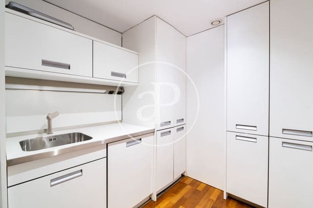 Appartement de 2 chambres à louer à Sarrià, Barcelone ville avec garage - 2 477 € (Ref: 9876411)
