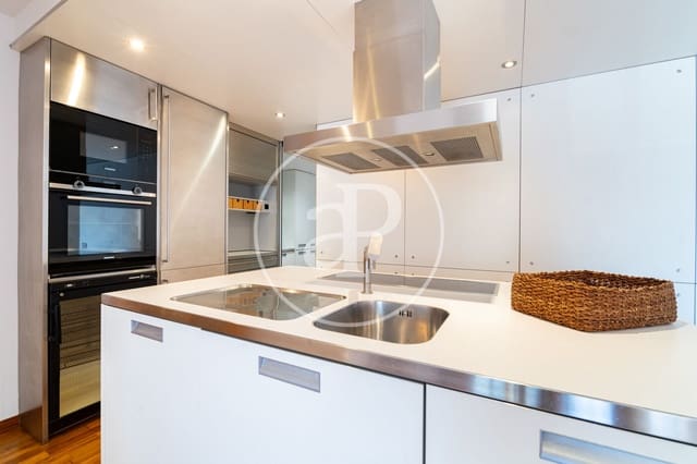 Appartement de 2 chambres à louer à Sarrià, Barcelone ville avec garage - 2 477 € (Ref: 9876411)