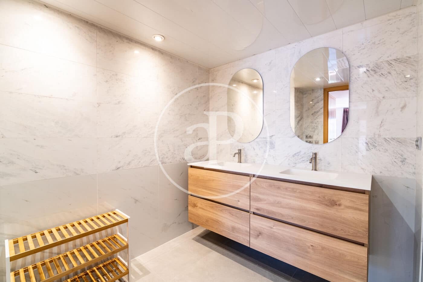 2 bedroom Apartment for rent in Barcelona city with garage - € 2,477 (Ref: 9876411)