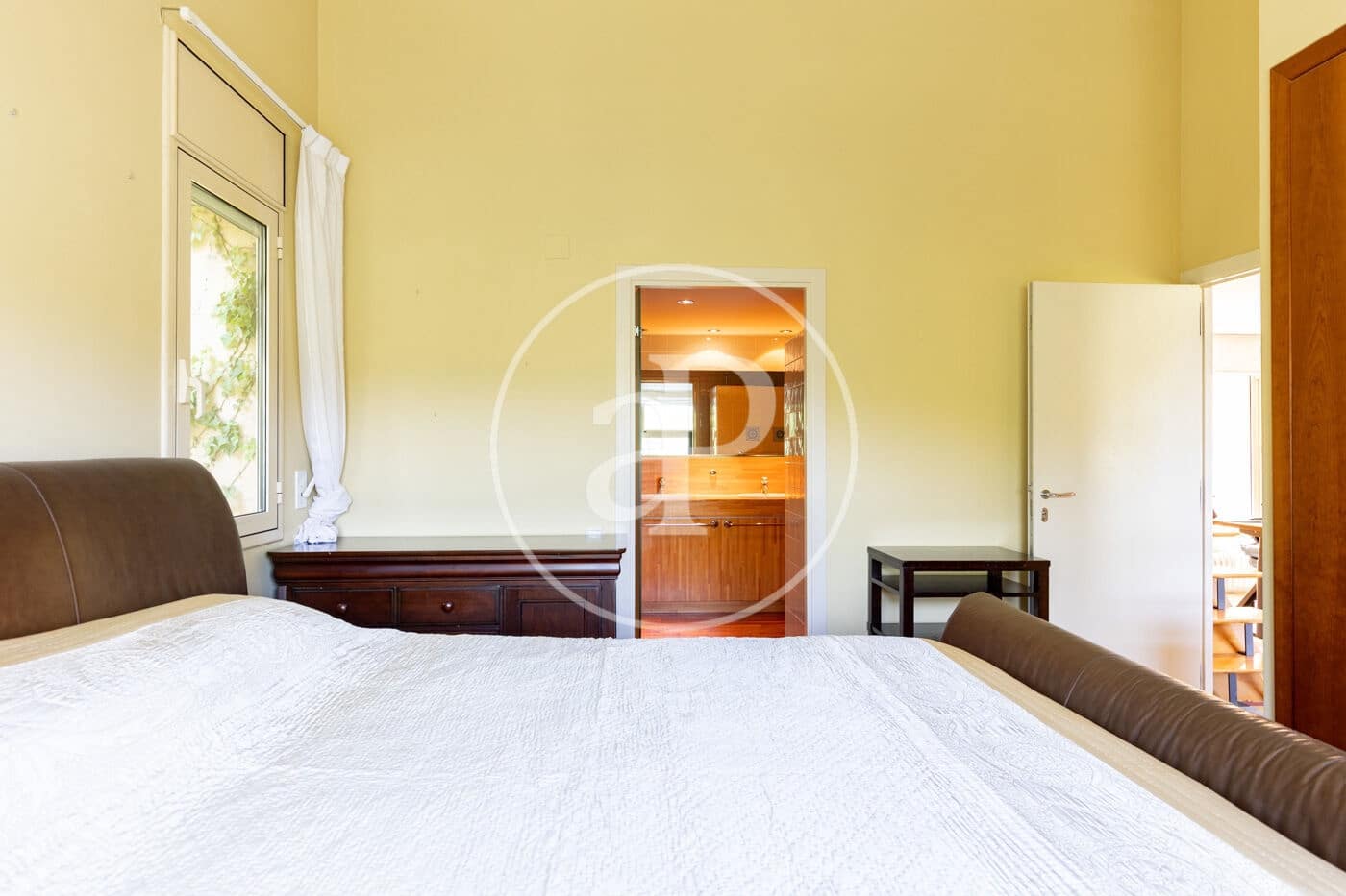 5 bedroom Apartment for rent in Matadepera with pool - € 4,900 (Ref: 9878811)