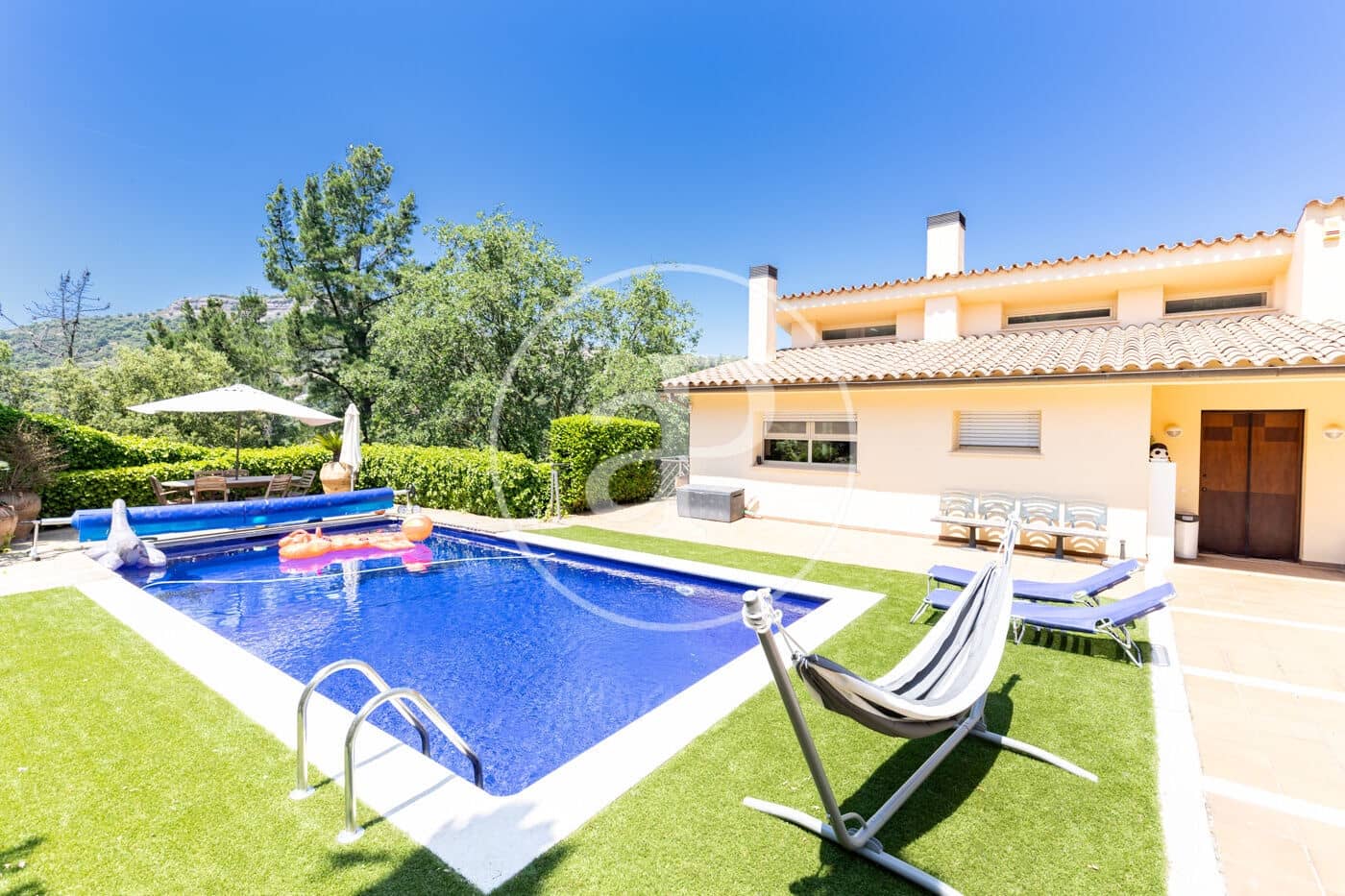 5 bedroom Apartment for rent in Matadepera with pool - € 4,900 (Ref: 9878811)