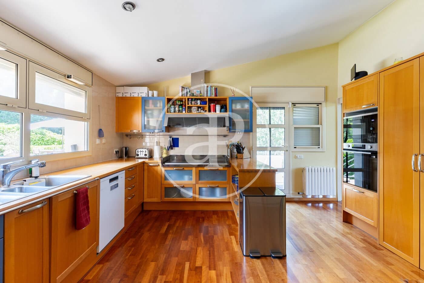 5 bedroom Apartment for rent in Matadepera with pool - € 4,900 (Ref: 9878811)
