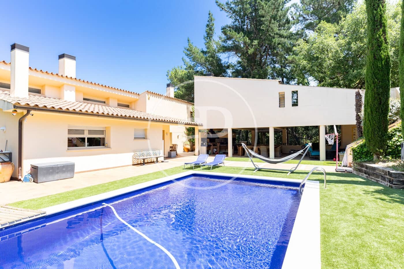 5 bedroom Apartment for rent in Matadepera with pool - € 4,900 (Ref: 9878811)