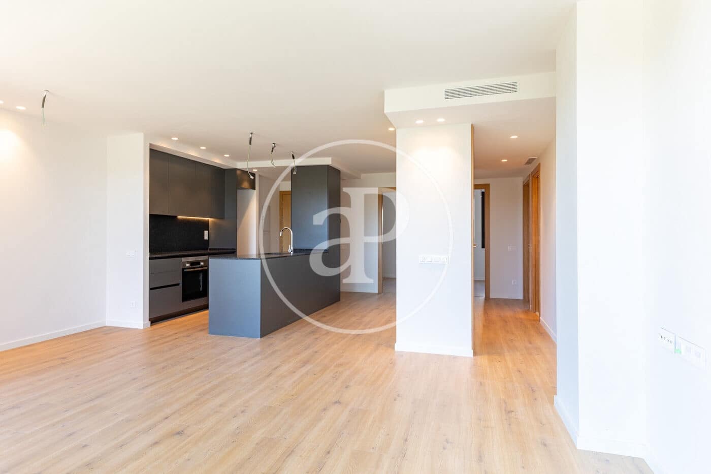 4 soverom Leilighet til leie i Sant Cugat del Valles med garasje - € 2 950 (Ref: 9878812)