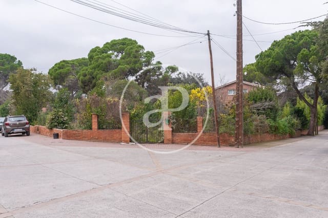 Undeveloped Land for sale in Valldoreix, Sant Cugat del Vallès - € 1,500,000 (Ref: 9878813)