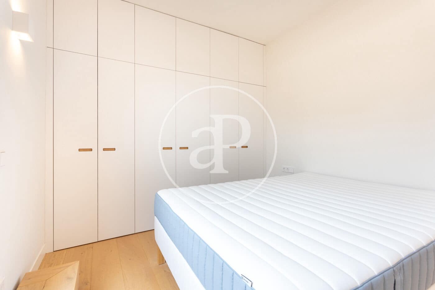 2 bedroom Apartment for rent in Barcelona city with garage - € 4,000 (Ref: 9878814)