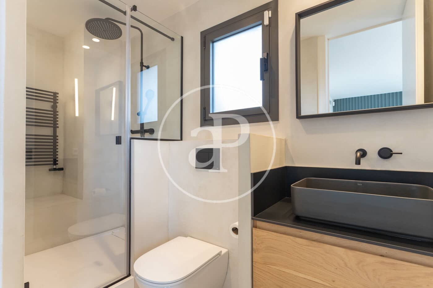 2 bedroom Apartment for rent in Barcelona city with garage - € 4,000 (Ref: 9878814)