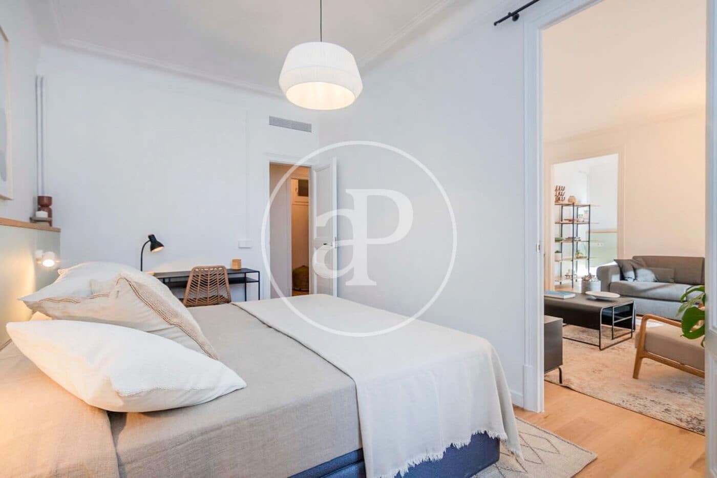 4 bedroom Apartment for rent in Barcelona city - € 4,500 (Ref: 9878815)