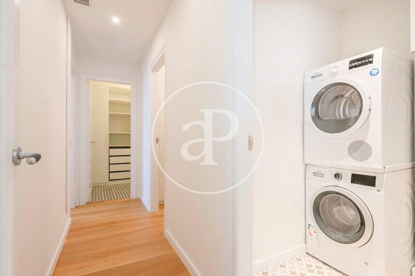 4 bedroom Apartment for rent in Barcelona city - € 4,500 (Ref: 9878815)