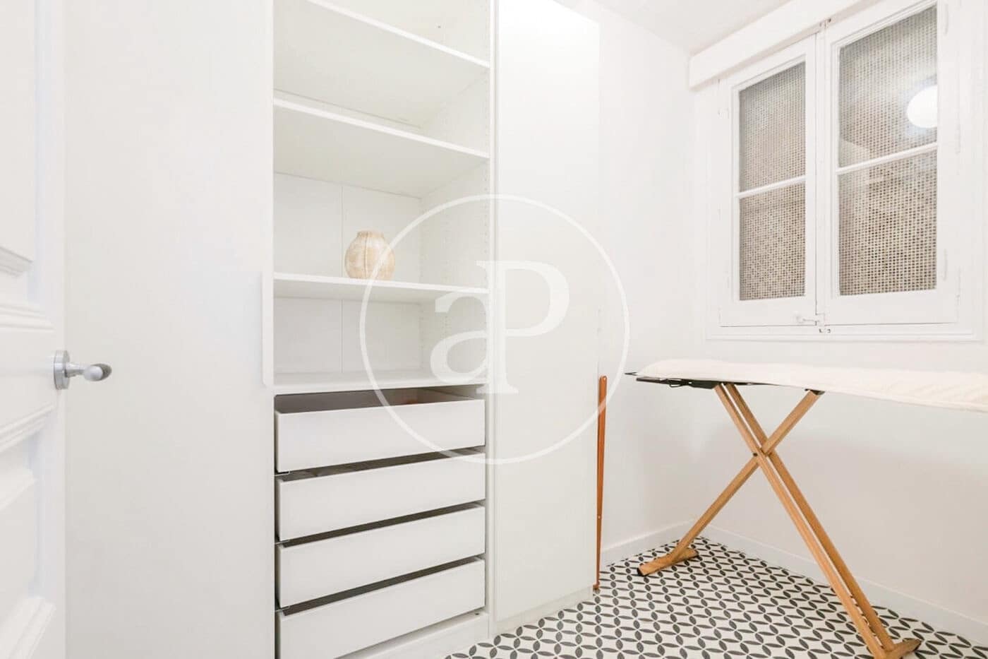 4 bedroom Apartment for rent in Barcelona city - € 4,500 (Ref: 9878815)