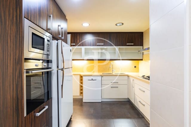 4 makuuhuone Huoneisto vuokrattavana paikassa Pedralbes, Barcelona kaupunki mukana uima-altaan 
autotalli - 4 700 € (Ref: 9881929)