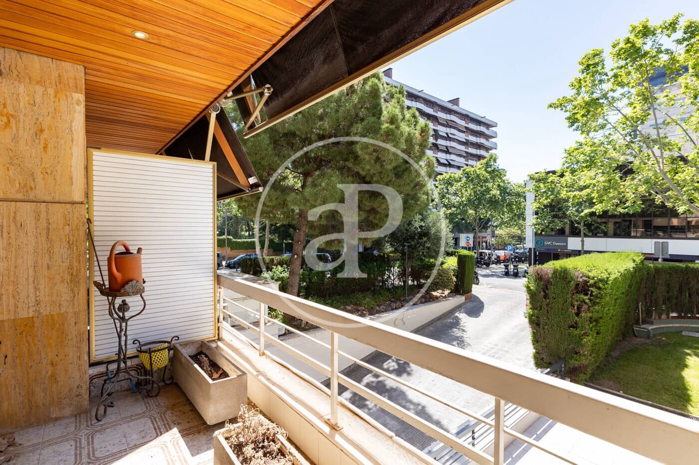 4 makuuhuone Huoneisto vuokrattavana paikassa Barcelona kaupunki mukana uima-altaan 
autotalli - 4 700 € (Ref: 9881929)