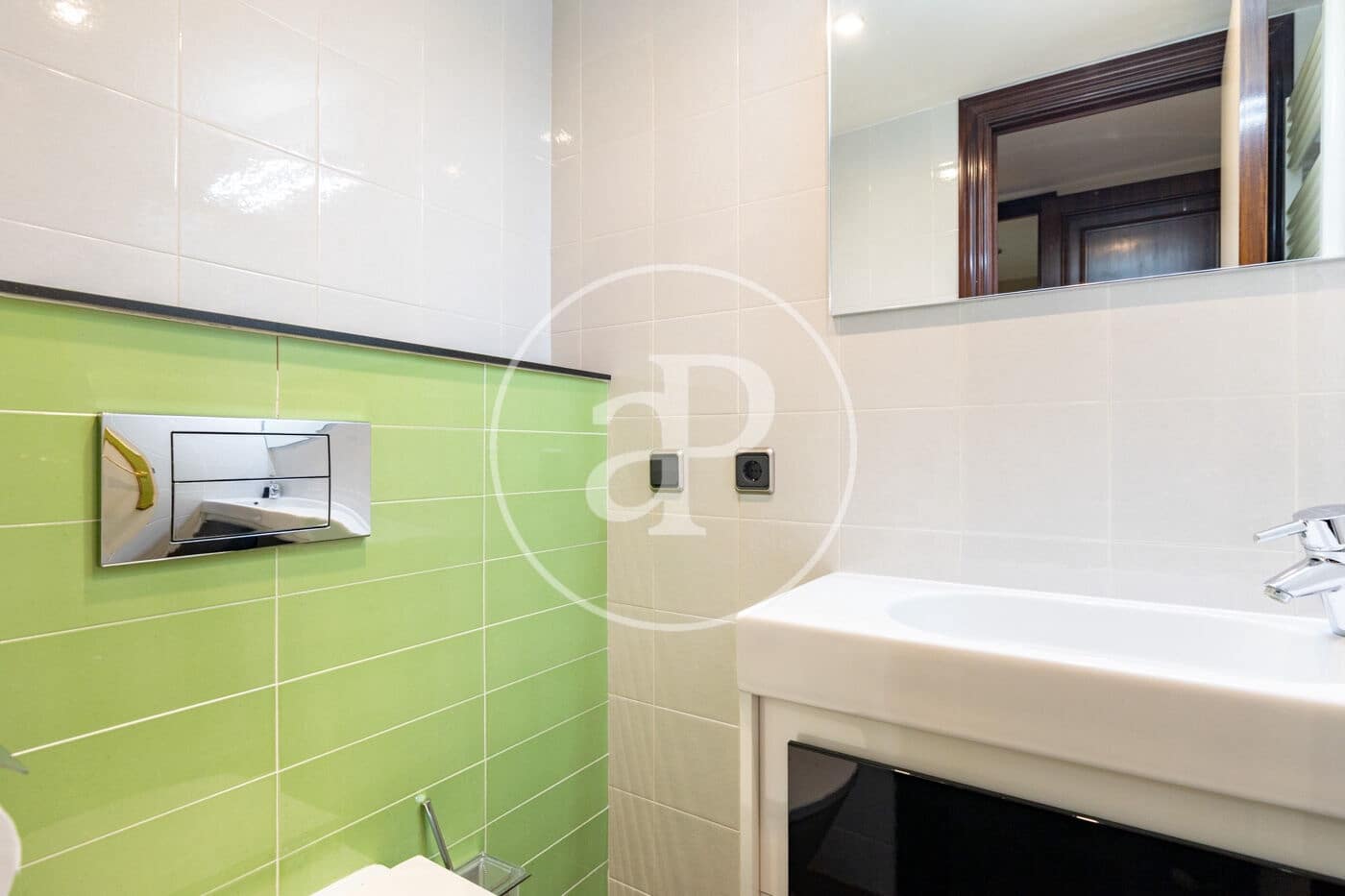 4 makuuhuone Huoneisto vuokrattavana paikassa Barcelona kaupunki mukana uima-altaan 
autotalli - 4 700 € (Ref: 9881929)