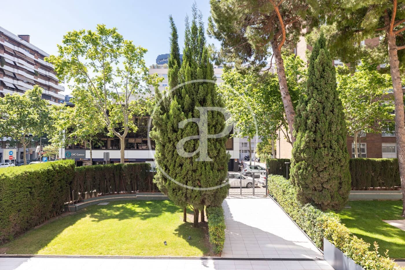 4 makuuhuone Huoneisto vuokrattavana paikassa Barcelona kaupunki mukana uima-altaan 
autotalli - 4 700 € (Ref: 9881929)