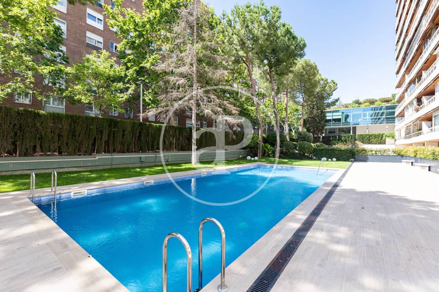 4 makuuhuone Huoneisto vuokrattavana paikassa Barcelona kaupunki mukana uima-altaan 
autotalli - 4 700 € (Ref: 9881929)