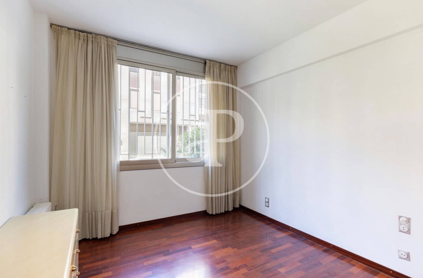 4 bedroom Apartment for rent in Barcelona city with pool garage - € 4,500 (Ref: 9881929)