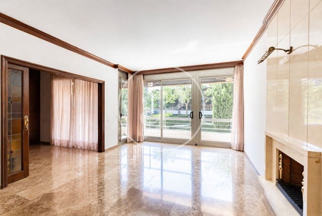4 bedroom Apartment for rent in Pedralbes, Barcelona city with pool garage - € 4,700 (Ref: 9881929)