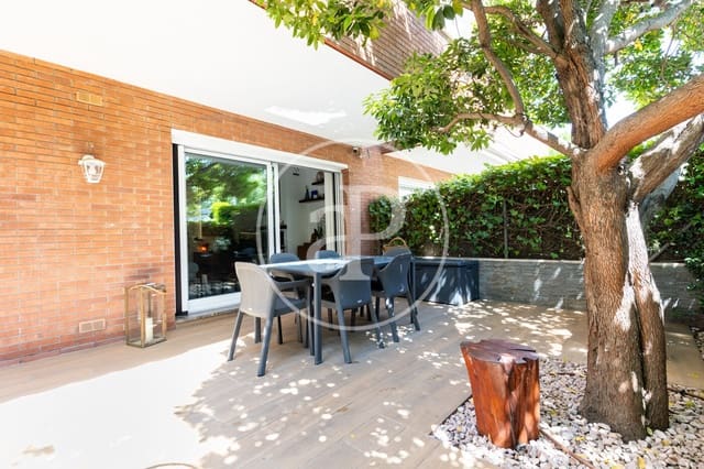 3 quarto Apartamento para venda em Sant Cugat del Vallès com piscina - 1 150 000 € (Ref: 9884793)